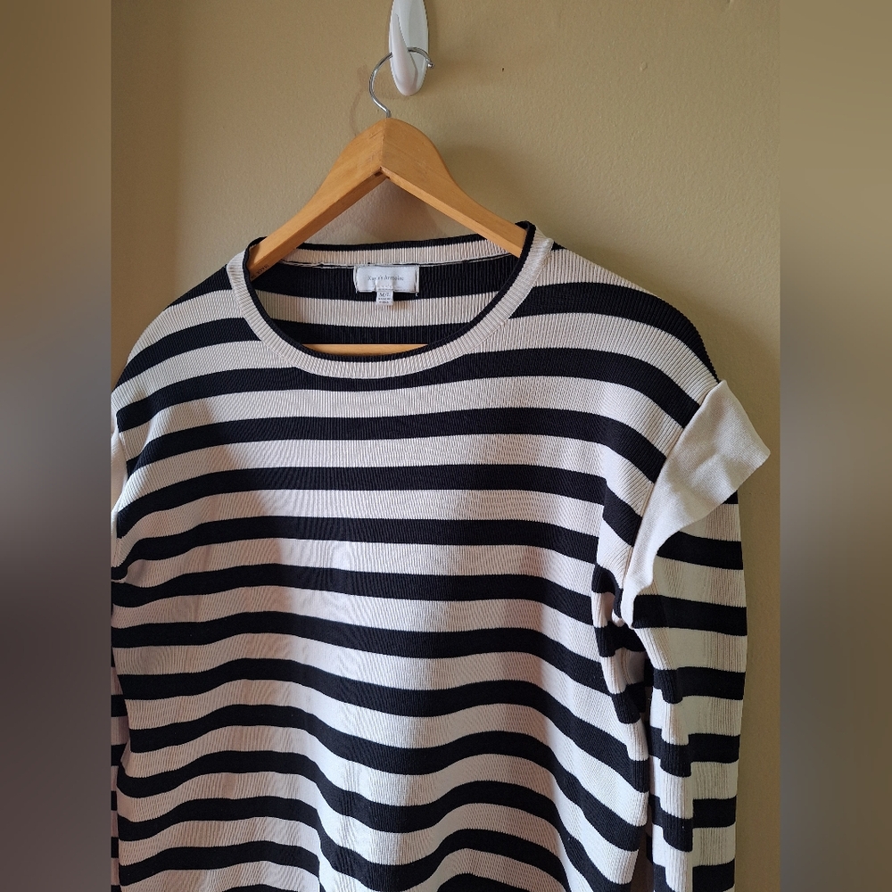 Blouse Black and Beige Long Sleeve Top Size M - Picture 2 of 6